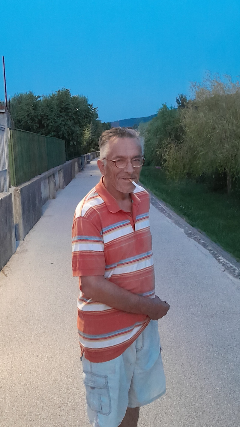 Gorazd Beybe na šetalištu